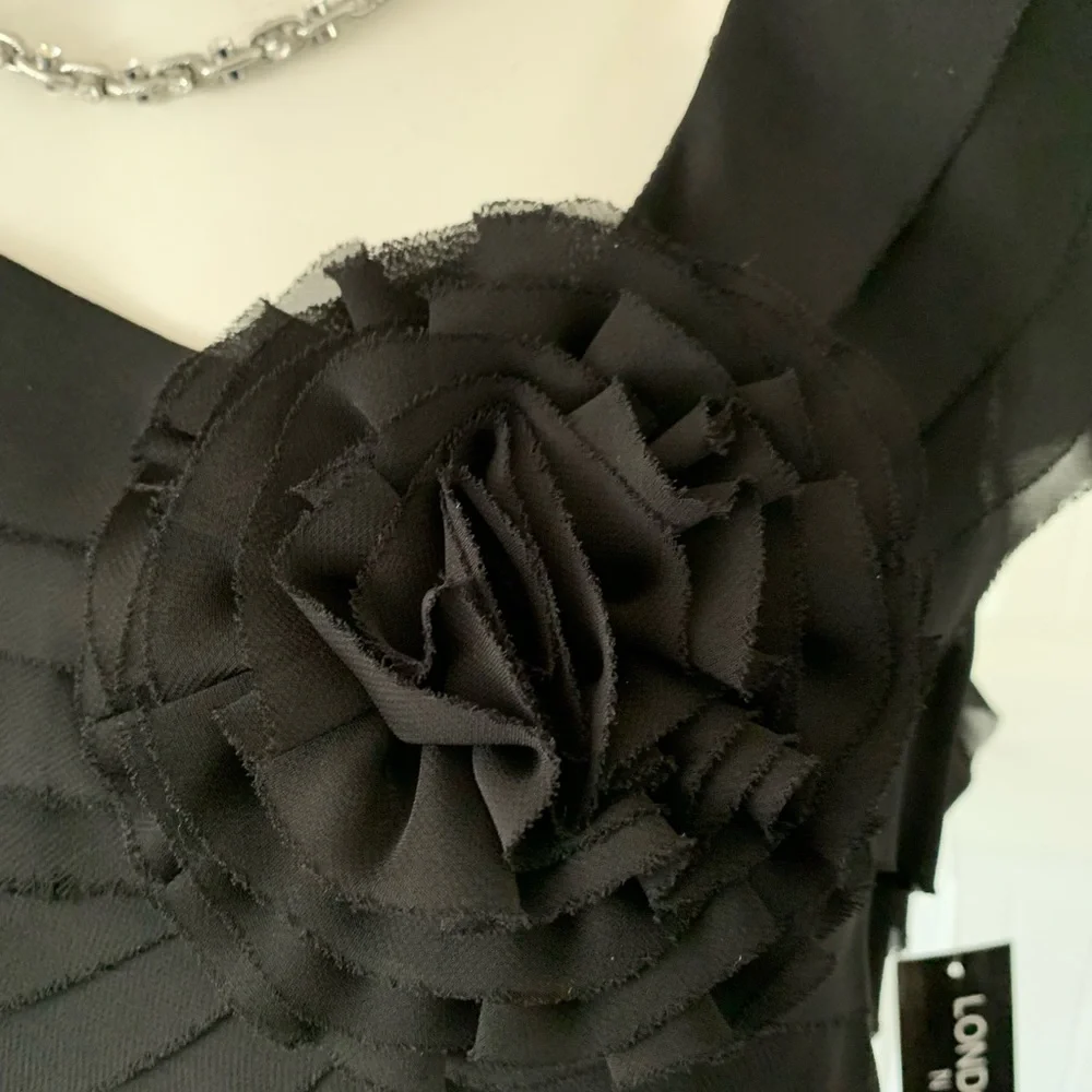 NWT Elegant Black Party Dress, size 12 - Picture 4 of 5